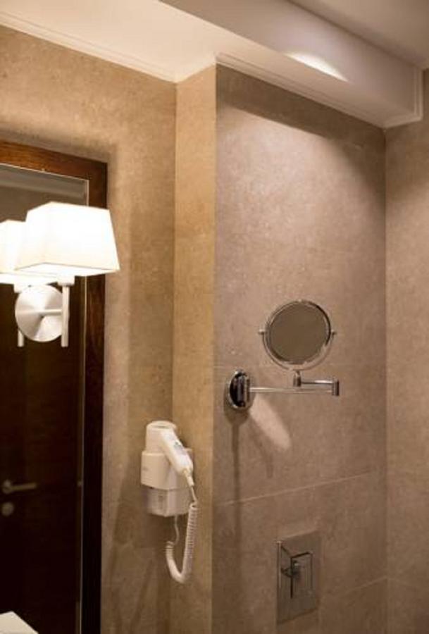 Akvilon Hotel バクー エクステリア 写真