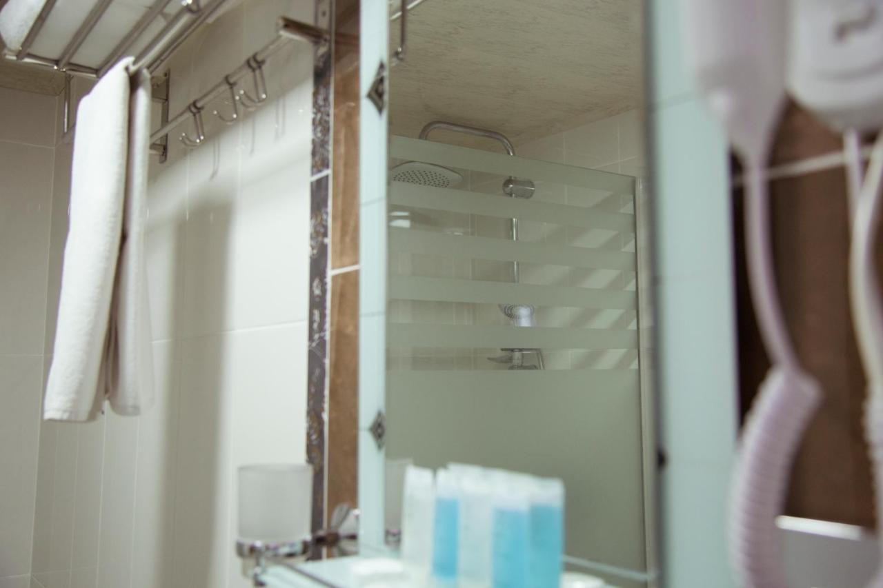 Akvilon Hotel バクー エクステリア 写真