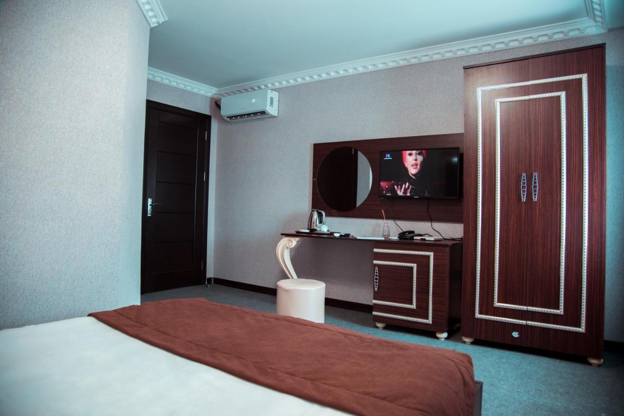 Akvilon Hotel バクー エクステリア 写真