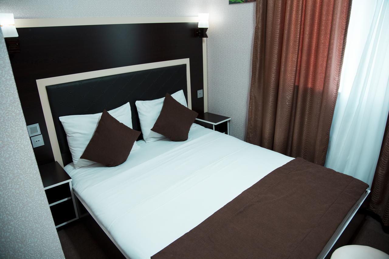 Akvilon Hotel バクー エクステリア 写真